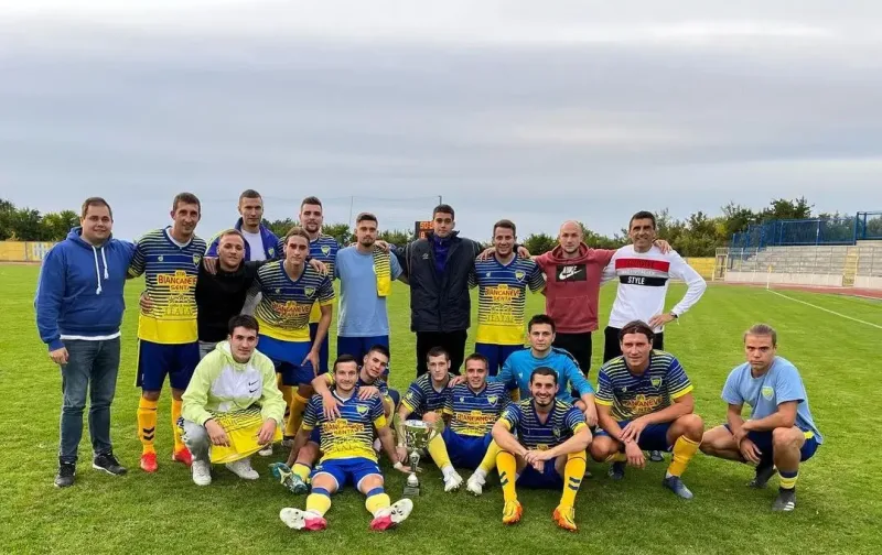 FK Senta - Glavni - 6